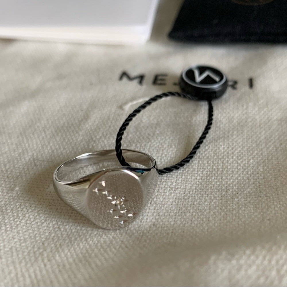 MEJURI - TAURUS ZODIAC STERLING SILVER RING